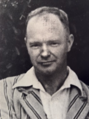 Mr A K Turner