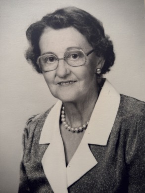 Mrs C M Molloy